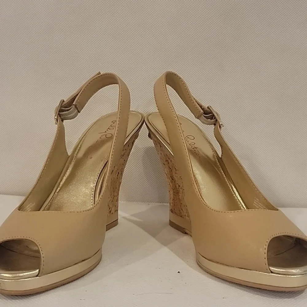 LILLY PULITZER WEDGE‎ HEEL OPEN TOE TAN LEATHER SHOES ( sz 7.5)
